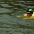 Aplinkosaugos aktyvistas sumanė praplaukti užterštu Niujorko kanalu