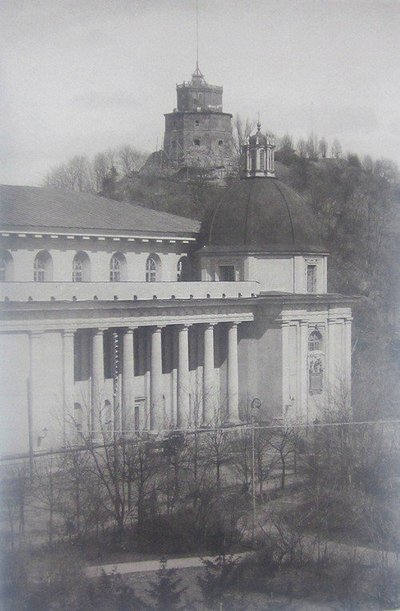 Vilniaus katedra ir Gedimino bokštas apie 1917 m.