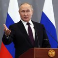 Ar Putinas Zelenskiui jau siūlo taiką? Kremlius suskubo neigti keistas žinutes
