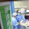 Kinijoje koronaviruso infekcija persirgę pacientai prašomi aukoti kraujo serumui
