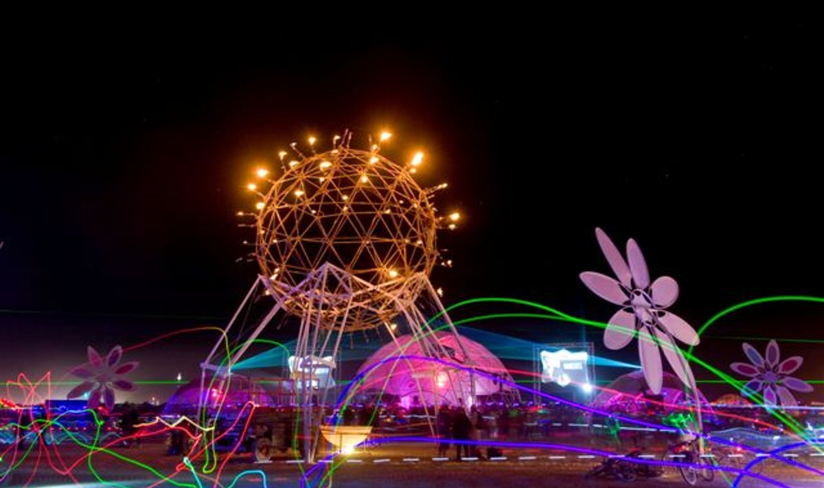 Ankstesnių "Burning Man" festivalių įspūdžiai