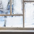 Ledo raštai ant langų yra susiję su šildymo ir elektros kainomis: patarimai, kaip išspręsti šią brangiai kainuojančią problemą