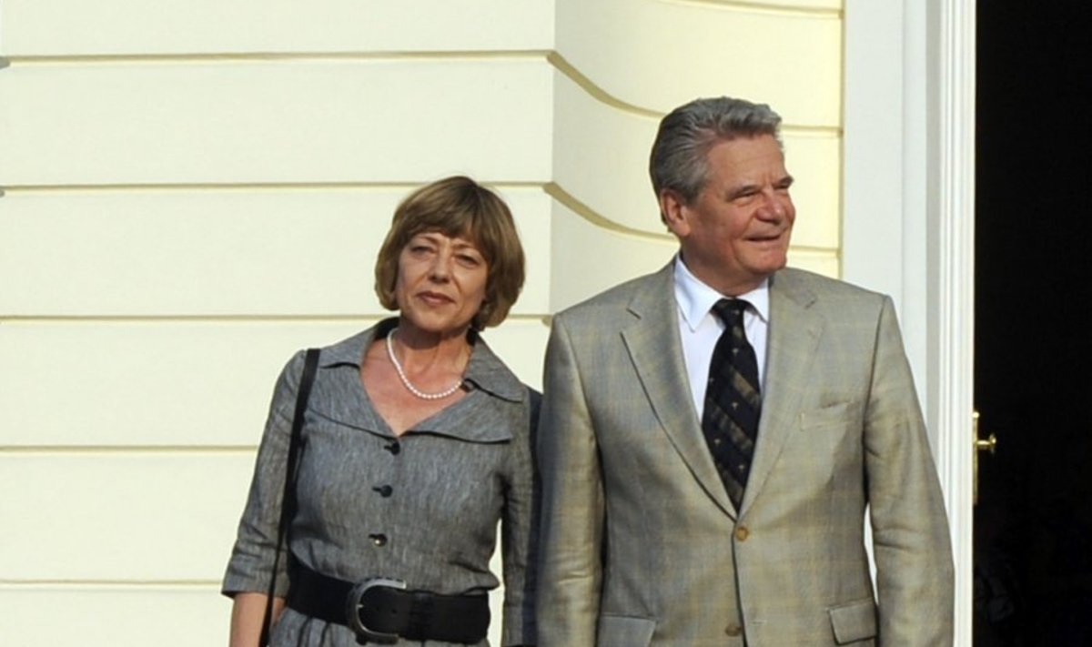 Joachimas Gauckas su gyvenimo drauge Daniela Schadt