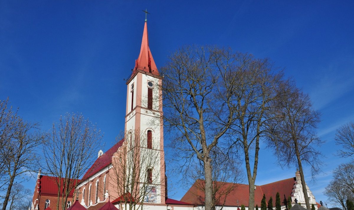 Kretingos bažnyčia