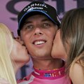 Istorinis pasiekimas: R.Navardauskas tapo „Giro d'Italia“ lenktynių lyderiu