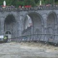 Dėl potvynio Prancūzijoje iš Lurdo šventyklos evakuoti žmonės