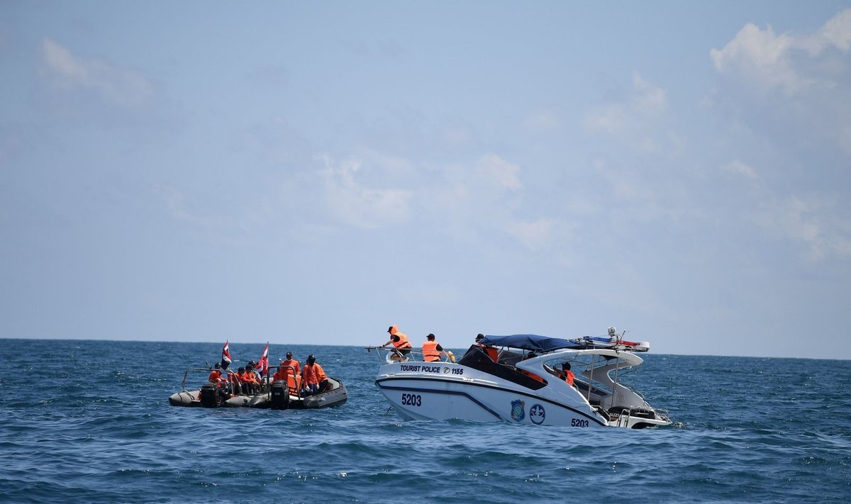 Tailando gelbėtojai prie Puketo salos