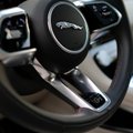 „Jaguar Land Rover“ stabdo tiekimus į Rusiją