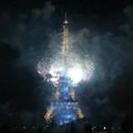 Eifelio bokštas tapo scena Bastilijos dienos minėjimo fejerverkams