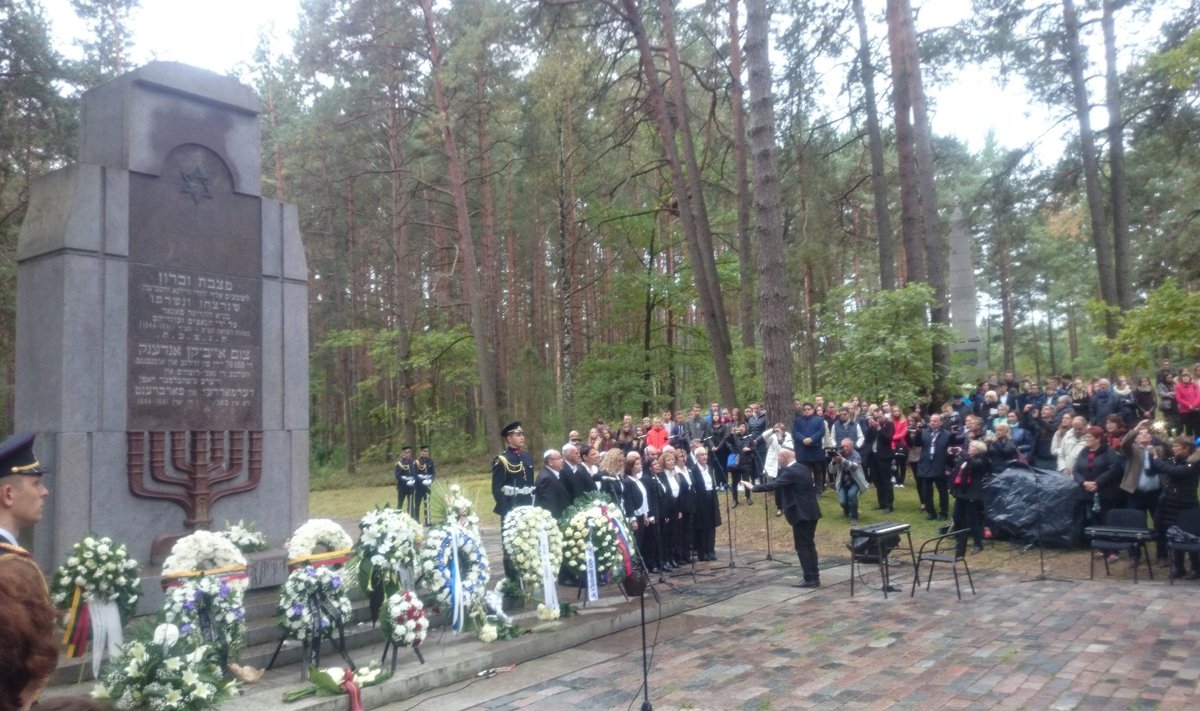 National Memorial Day for the Genocide of Lithuanian Jews Marked with Commemoration at Paneriai