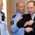 Žudikas A.Breivikas prašo jį nedelsiant paleisti