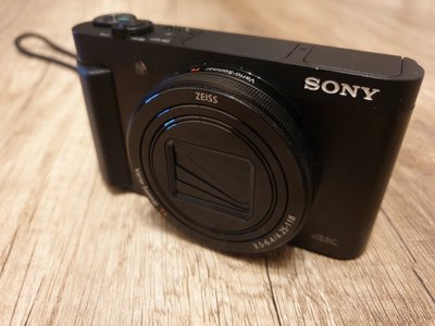 Sony HX99
