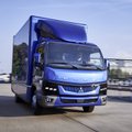„Daimler“ jau pristatė pirmuosius elektrinius sunkvežimius Europos užsakovams