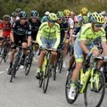 Stipriausių pasaulio dviratininkų kova Katalonijos kalnuose baigėsi simboline A. Contadoro pergale