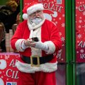 Virusas per Kalėdas: po eilių parduotuvėse – trečioji banga ir tūkstančiai mirčių