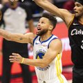 NBA arenose – geriausia karjeroje Curry serija ir Giannio sugrįžimas