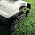Specialisto patarimai: kaip išsirinkti vejos robotą – būtina žinoti kelis svarbius dalykus