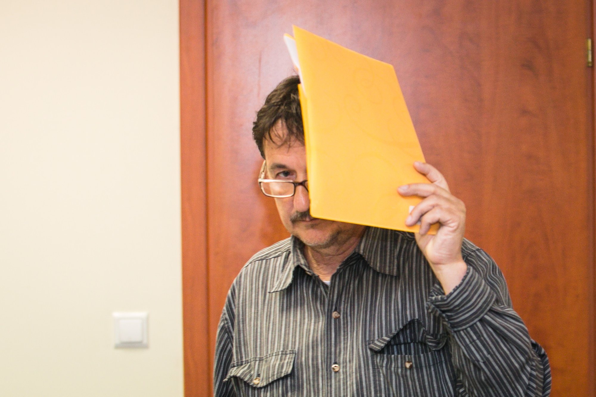 Эксгибиционист привлекал внимание детей при помощи погремушки - Delfi RU