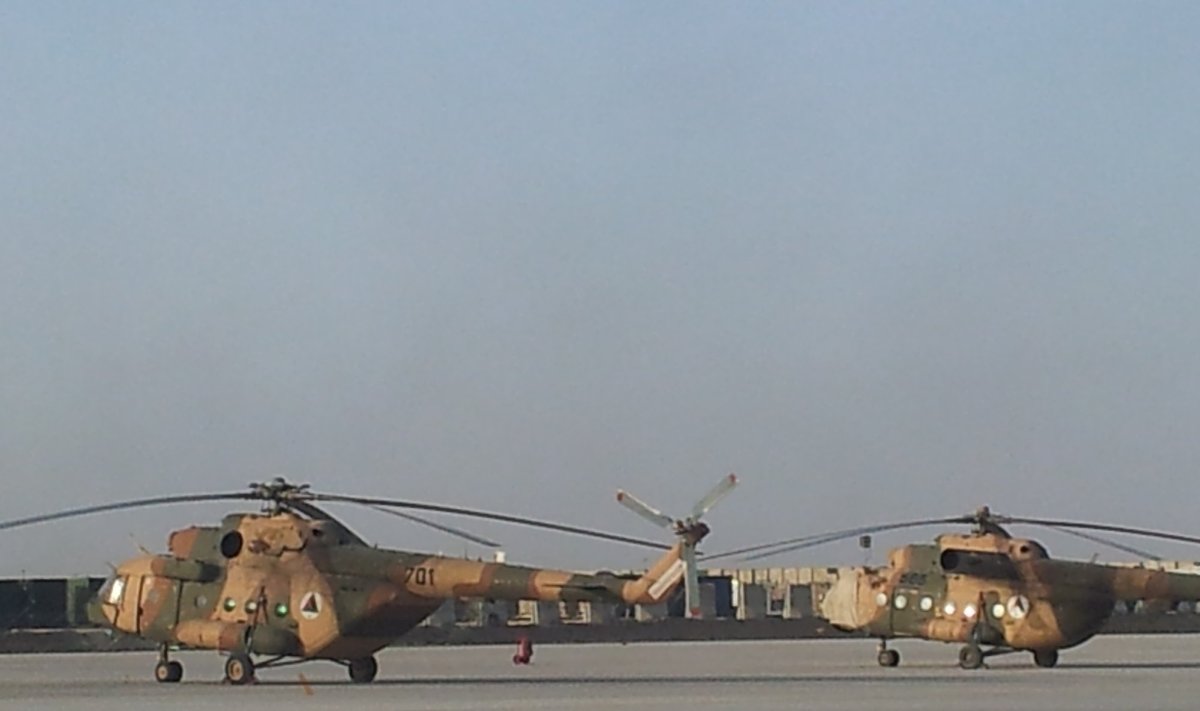 Mi-17, kuriais mokomi skraidyti afganai