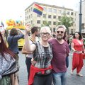 Homoseksualų eitynėse už žmonių laisvę ir lygybę kovojo dizainerė Julija Janulaitytė su vyru