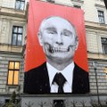 Латвийцы за день собрали деньги на восстановление "черепа Путина"