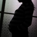 JAV pasipiktinimą sukėlė teismo sprendimas, jog 16-metė nėra pakankamai „subrendusi“, kad apsispręstų dėl aborto