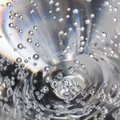 Mineralinis vanduo iš Lietuvos gelmių: gerti - per sūru, bet džiakuzi voniai - kaip tik