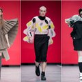 „Mados infekcija“ (II): dizaineriai stebino rūbais iš kiliminės dangos ir vyriškais sijonais