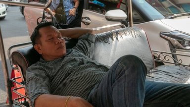 Tailande lietuvę pribloškė neįtikėtinos baudos: valgyti autobuse – didesnis blogis, nei vairuoti išgėrus