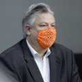 Kaukėmis piktinęsis vokiečių parlamentaras hospitalizuotas dėl COVID-19
