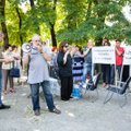 Pusšimtis žmonių mitingavo „už“ ir „prieš“ Lietuvos žydų bendruomenės vadovybę