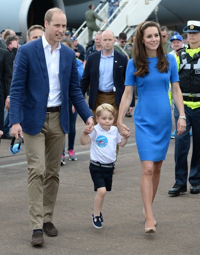 Princas Williamas su Kate Middleton ir princu George'u