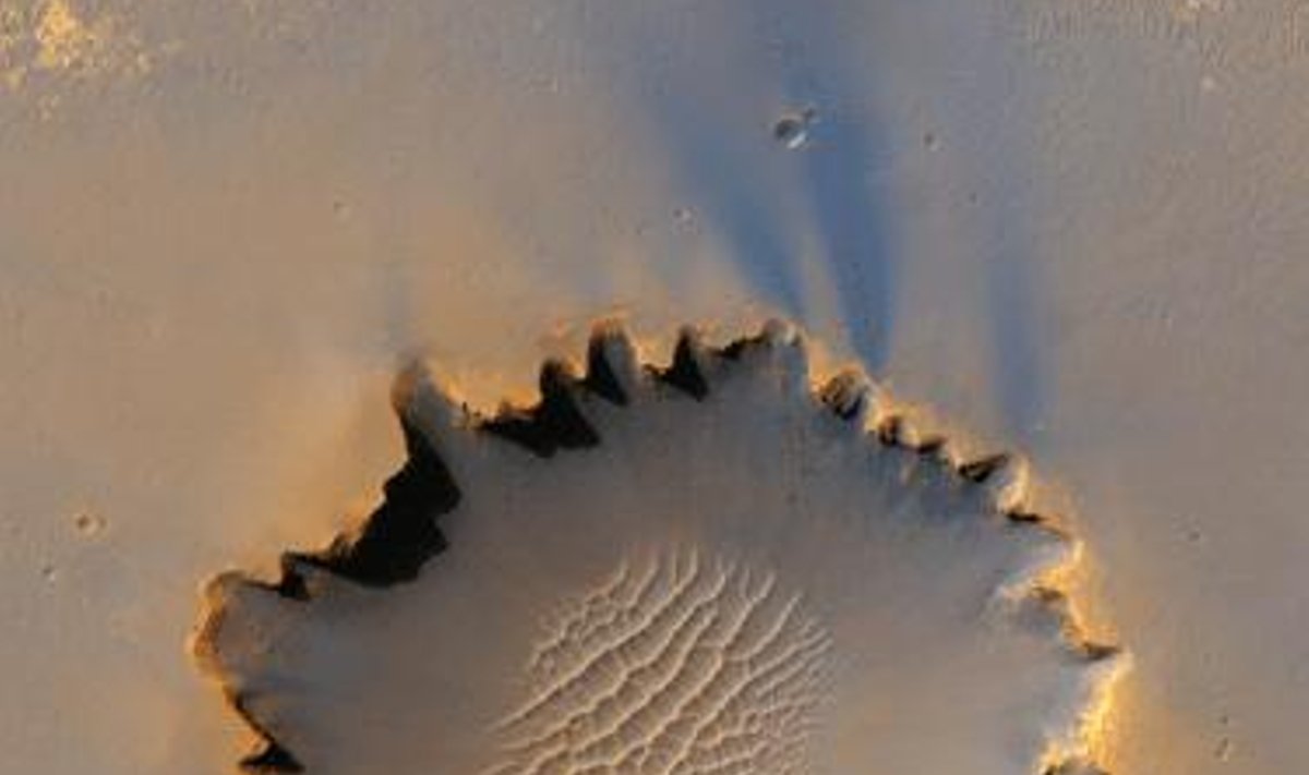 Marso krateris Victoria matomas NASA nuotraukose
