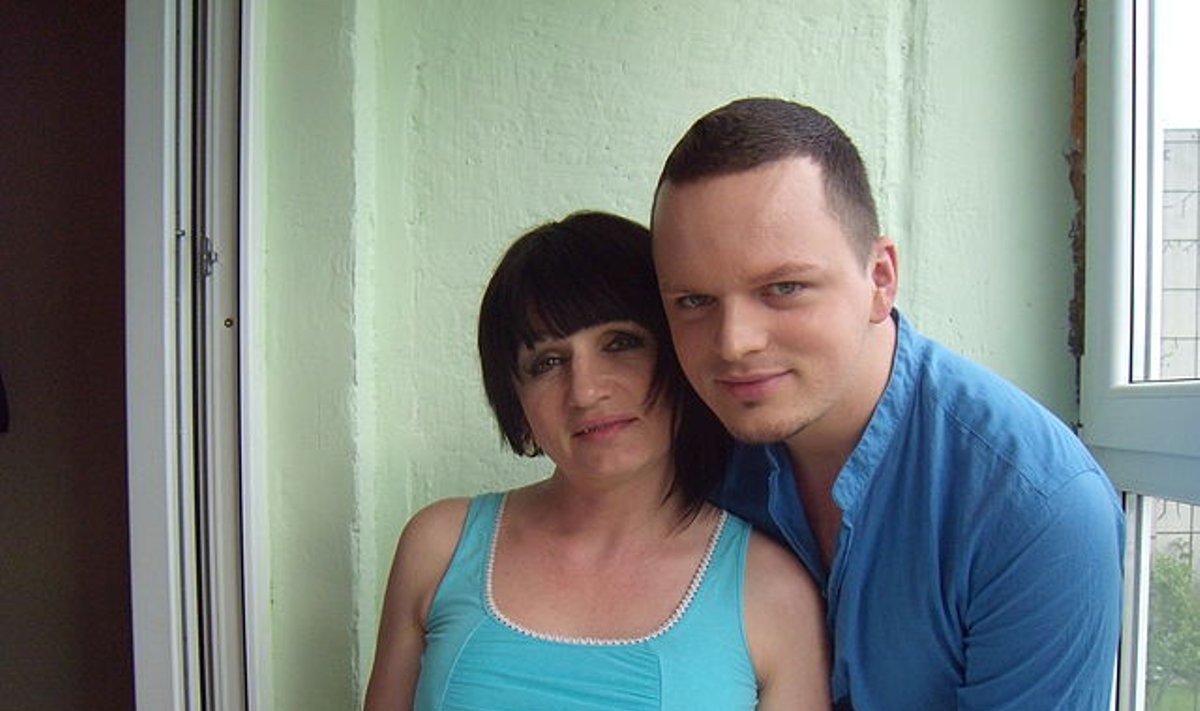 Ruslanas Kirilkinas su mama Sveta