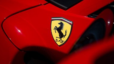 Nutekinta informacija: kiek kainuos pirmas „Ferrari“ elektromobilis?