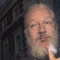 Assange'o tėvas ragina jo sūnų išduoti gimtajai Australijai