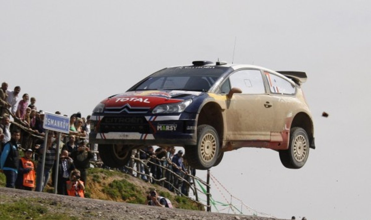 Sebastienas Ogier su "Citroen C4 WRC"