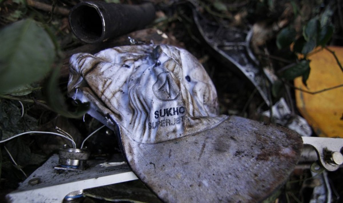 Indonezijoje sudužo Rusijos lėktuvas "Suchoj Superjet 100"