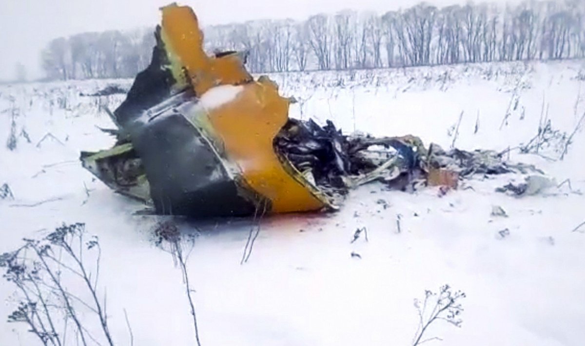 Rusijoje sudužo „Saratov Airlines“ keleivinis lėktuvas
