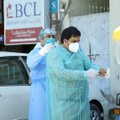 Pakistano gydytojai dėl viruso apsaugos priemonių trūkumo pradėjo bado streiką