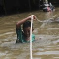 Indonezijoje potvynių aukų padaugėjo iki 23, dar keli žmonės dingę