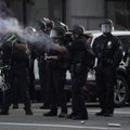 JAV: policija išvaikė trijuose universitetuose įsikūrusius propalestinietiškus protestuotojus
