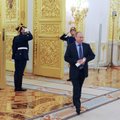 СМИ: падение цен на нефть не обуздает амбиции Владимира Путина