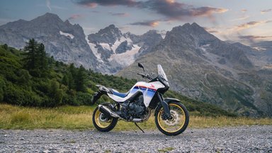 „Mažoji Afrika“: pristatytas naujas „Honda XL750 Transalp“ motociklas