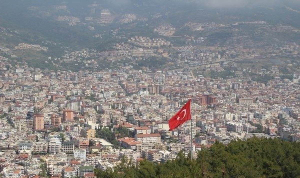 Alanija, Turkija