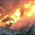 Naujojo Džersio sandėlyje kilo didžiulis gaisras