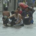 Filipinuose siaučiantis taifūnas "Nesat" nusinešė mažiausiai septynias gyvybes