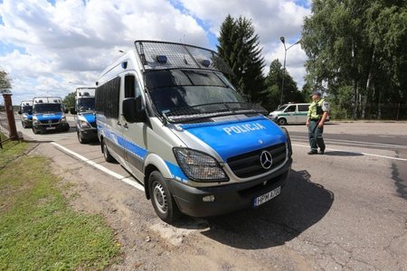 Lazdijų pasienio poste Lenkų policijos antiriaušinis padalinys