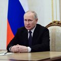 Putinas kalbėjosi telefonu su PAR prezidentu