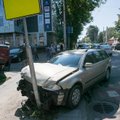 Draudimo kainų spaudžiami siūlo naujovę lietuvių automobiliuose